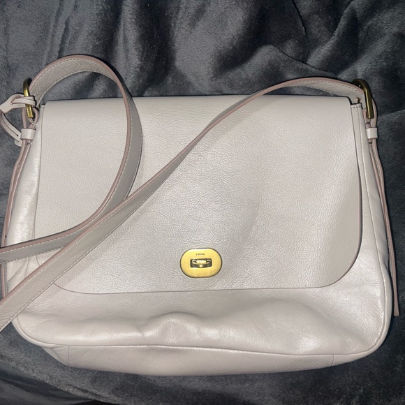 Fossil Cream Shoulder Bag with Gold Accents - Picture 1 of 3